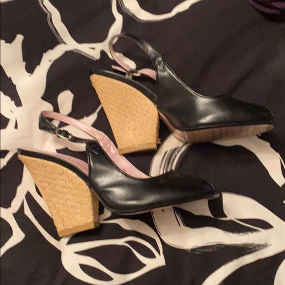 Also heels - Picture 3 of 4